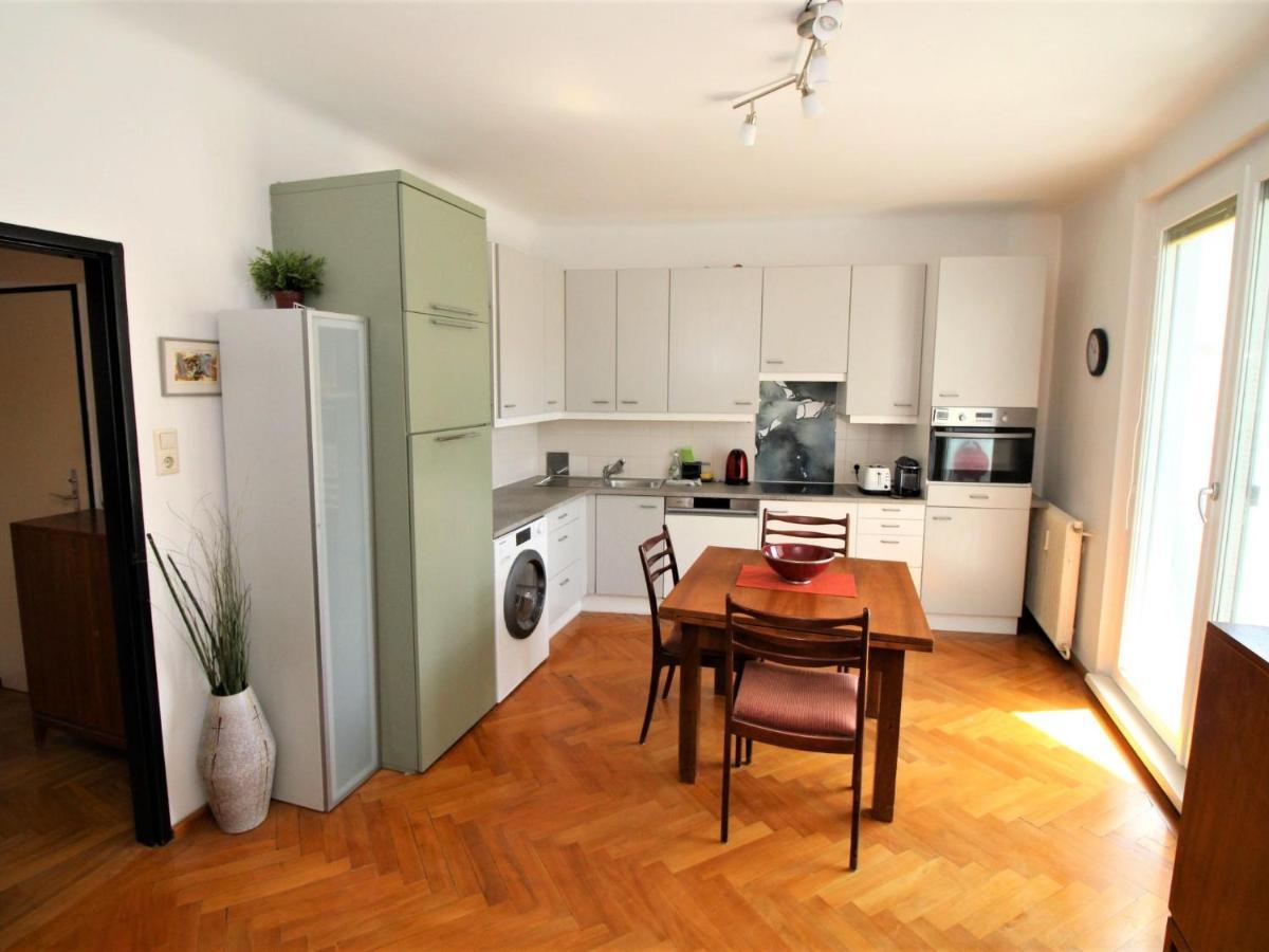Apartment Opera By Interhome Wien Exteriör bild