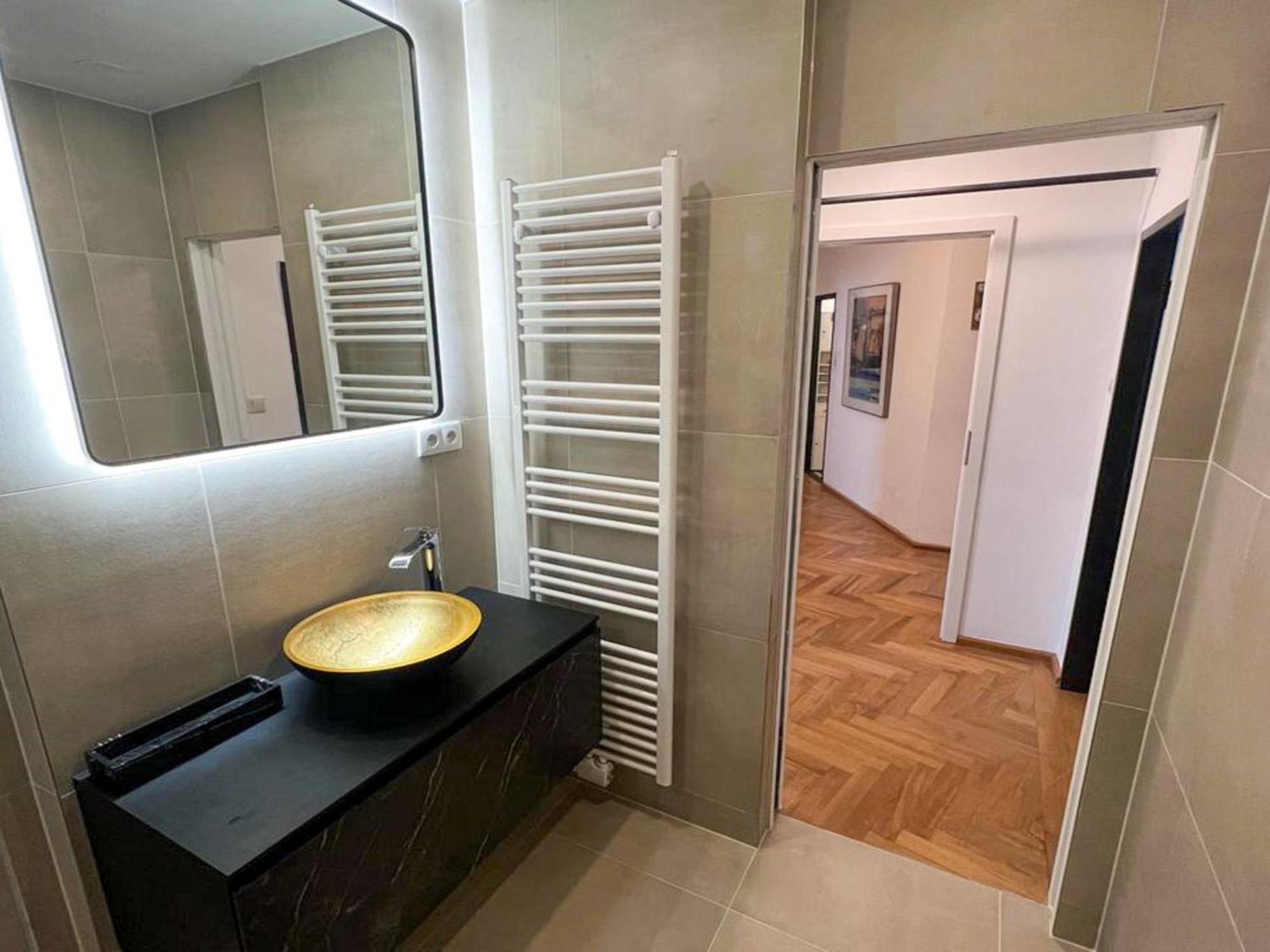 Apartment Opera By Interhome Wien Exteriör bild